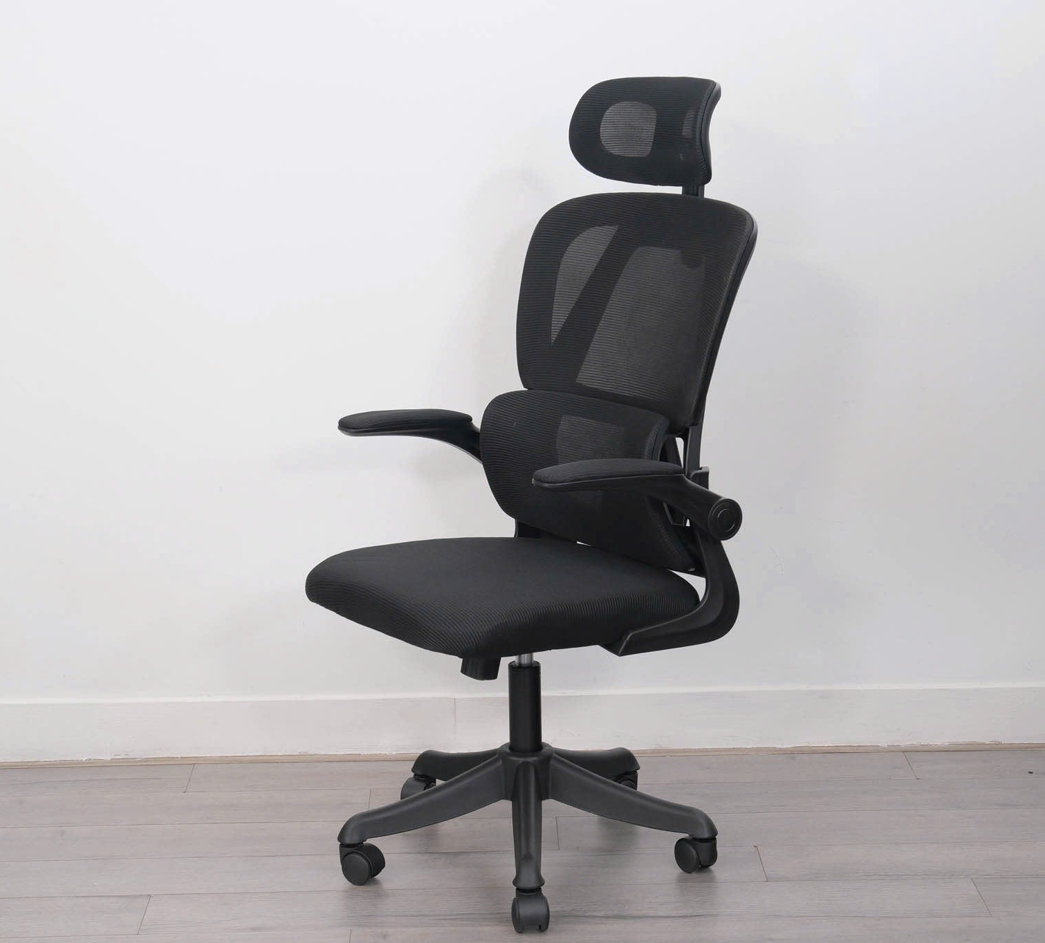 Ghế Nhân Viên Công Thái Học 339T