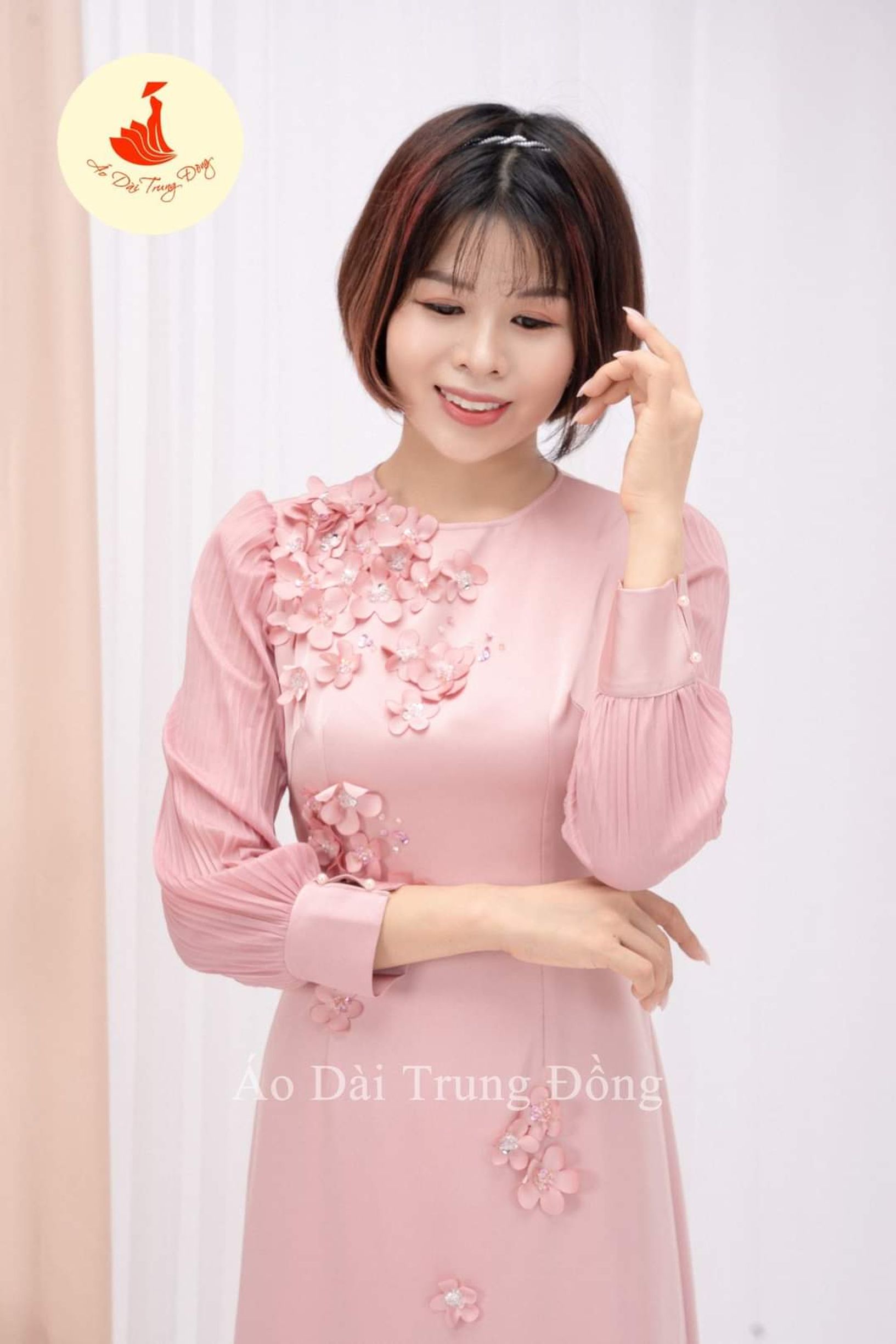 Bí quyết chọn áo dài cho người Gầy