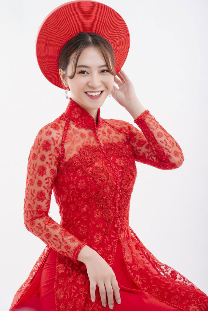 Áo Dài Đỏ Cô Dâu: Biểu Tượng Của Sự May Mắn Và Tình Yêu