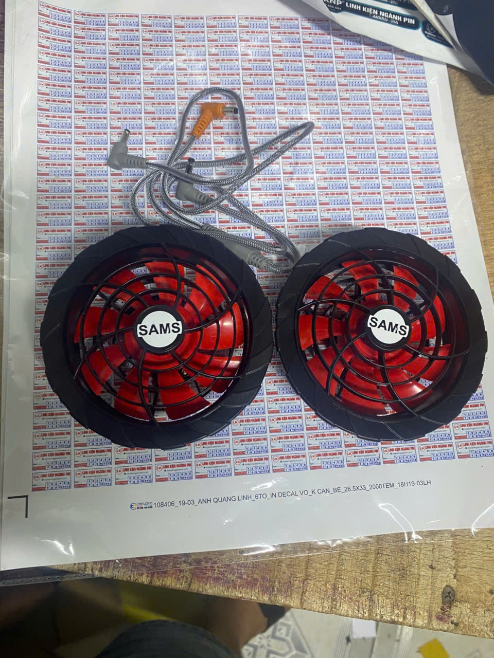 Quạt Áo Điều Hòa 12V SAMS Gió Mạnh – Kèm Cáp Dù, Bền