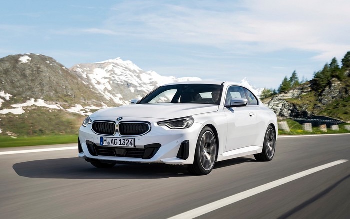 ac-quy-xe-bmw-2-series