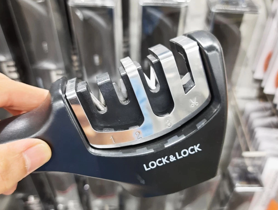 CKK113 - Dụng cụ mài dao kéo 4 lớp Lock&Lock 207*46*74mm