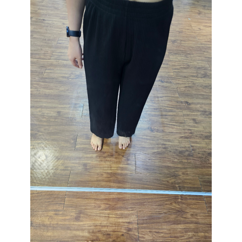 Quần thun tăm, quần ống rộng thun tăm xuất Hàn, chuẩn phong cách Hàn Quốc