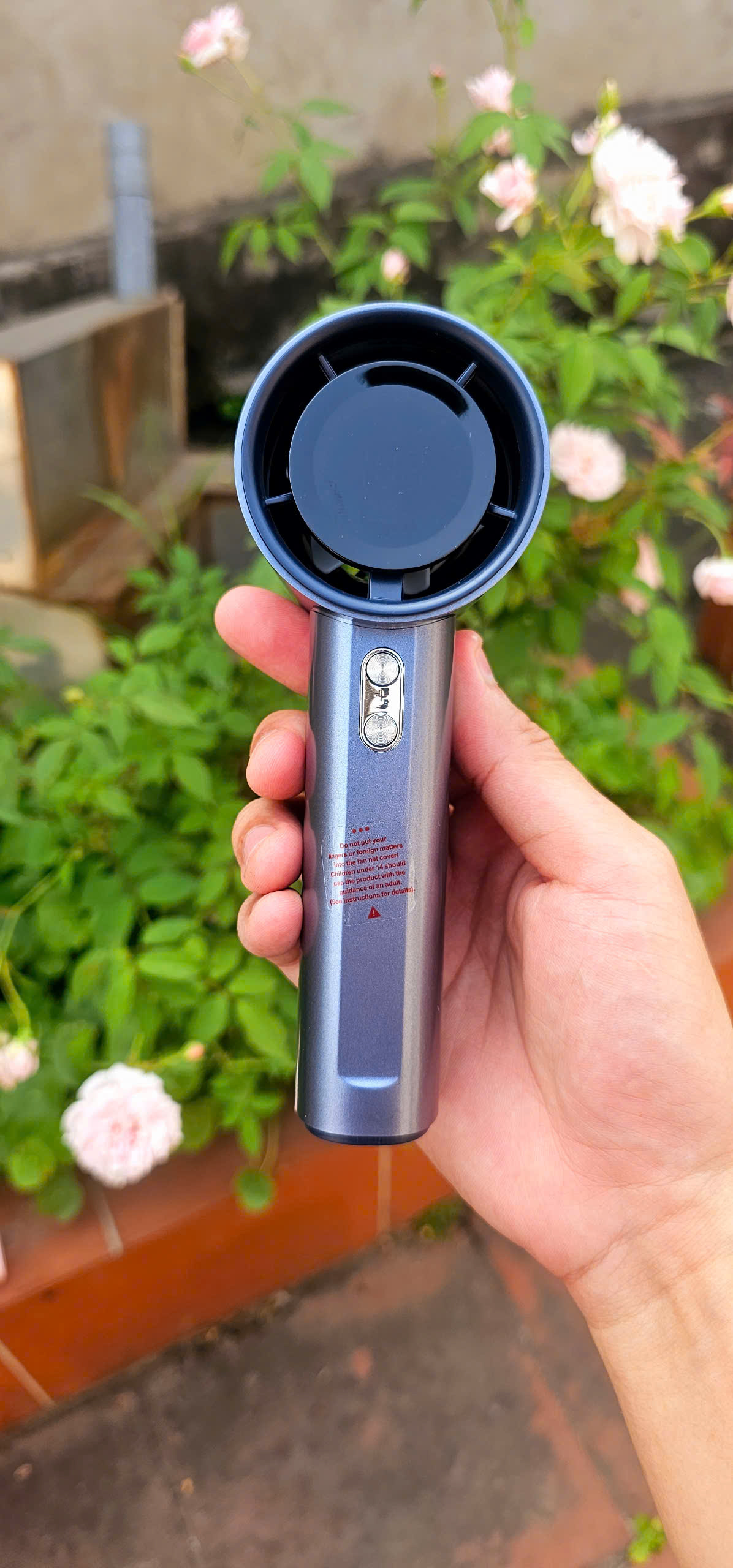 Quạt cầm tay high-speed fan