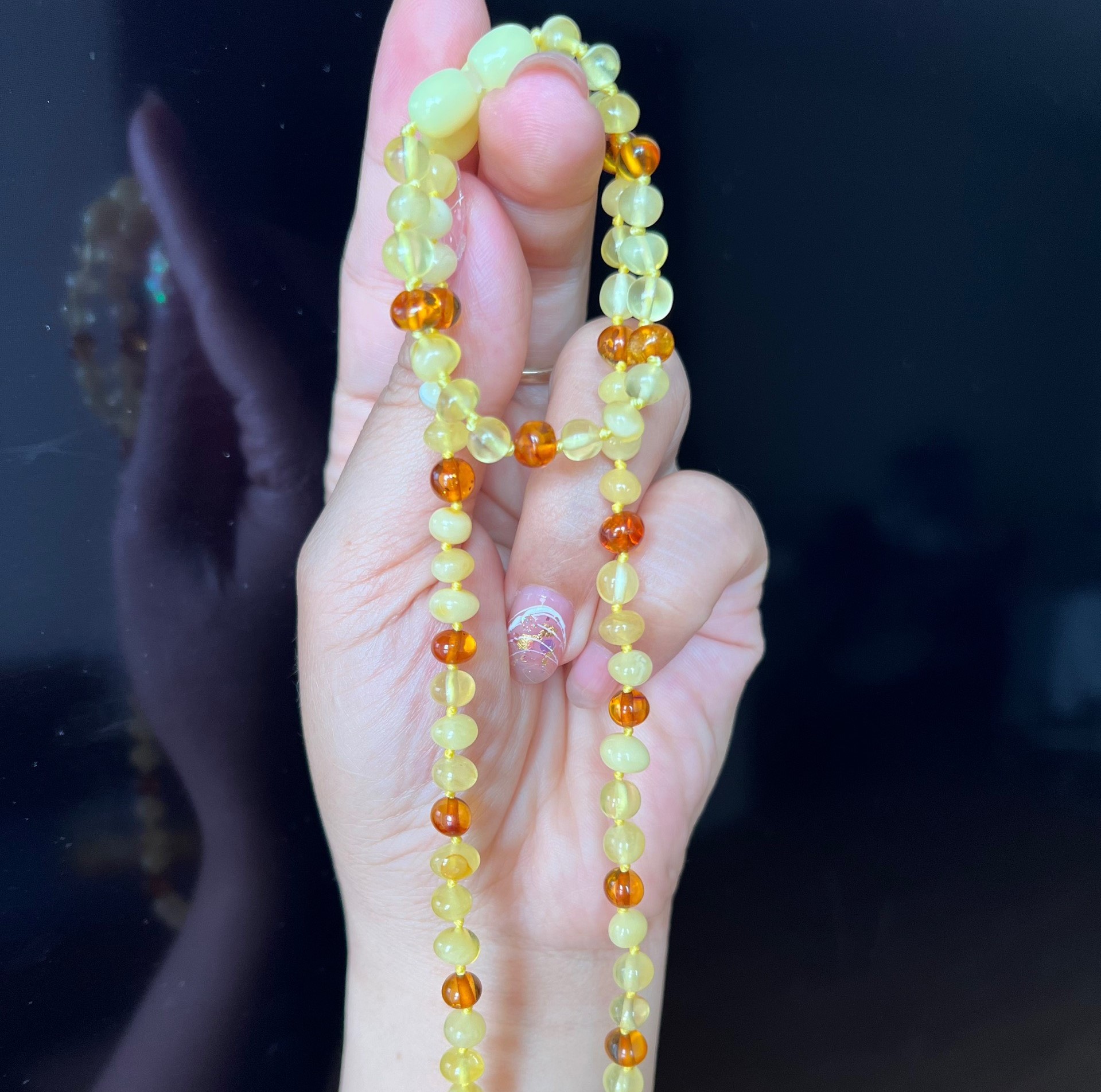 AMBER - VÒNG HỔ PHÁCH NGA