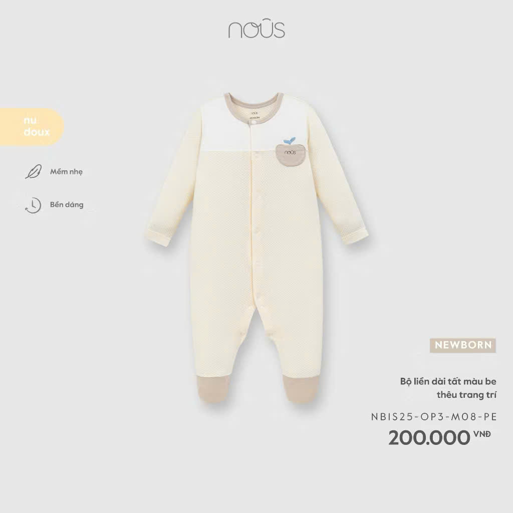 NOUS - Bộ liền dài tất màu be thêu trang trí NB