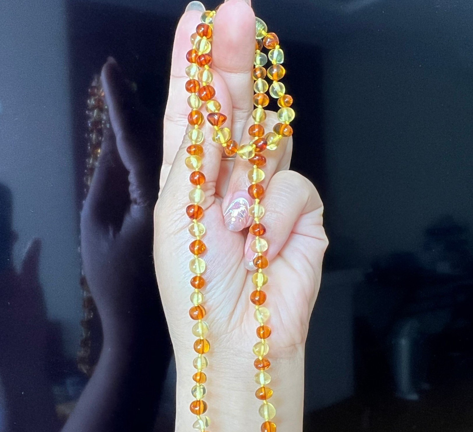AMBER - VÒNG HỔ PHÁCH NGA