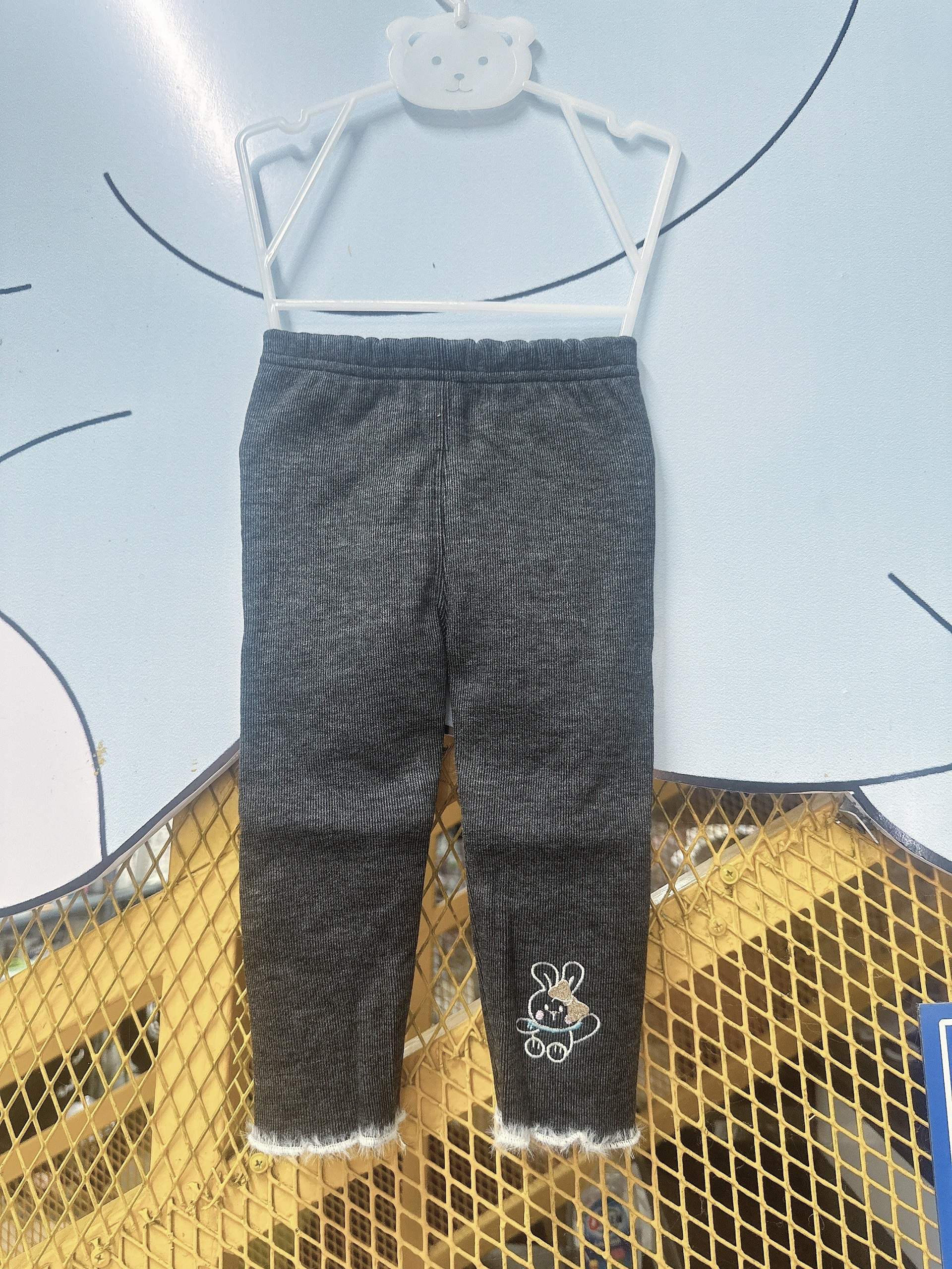 SA Quần legging lót lông thêu thỏ(110-150)