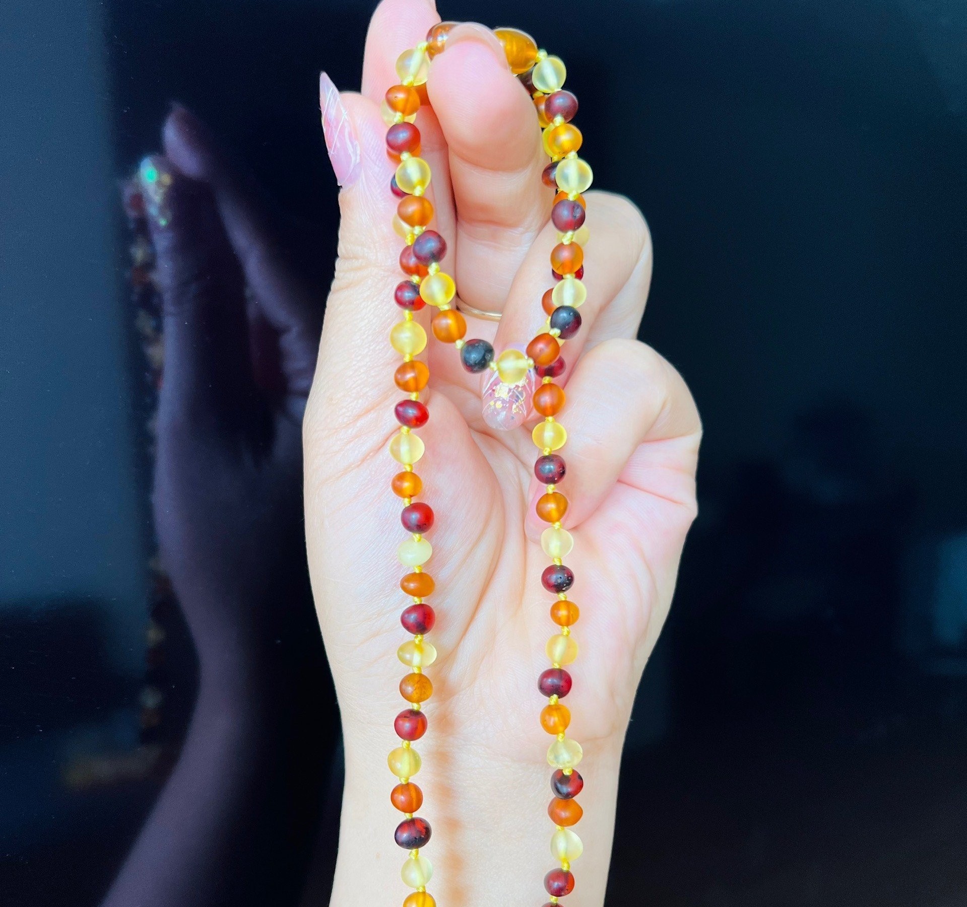 AMBER - VÒNG HỔ PHÁCH NGA