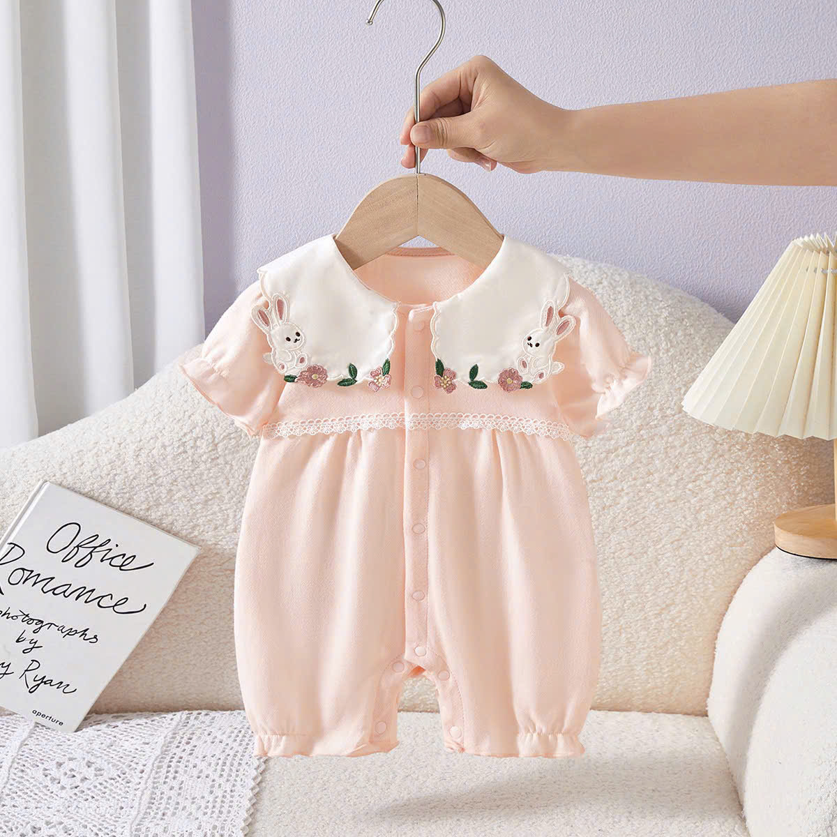 JS - Body đùi hồng cam cổ vuông trắng viền thỏ(66-80)