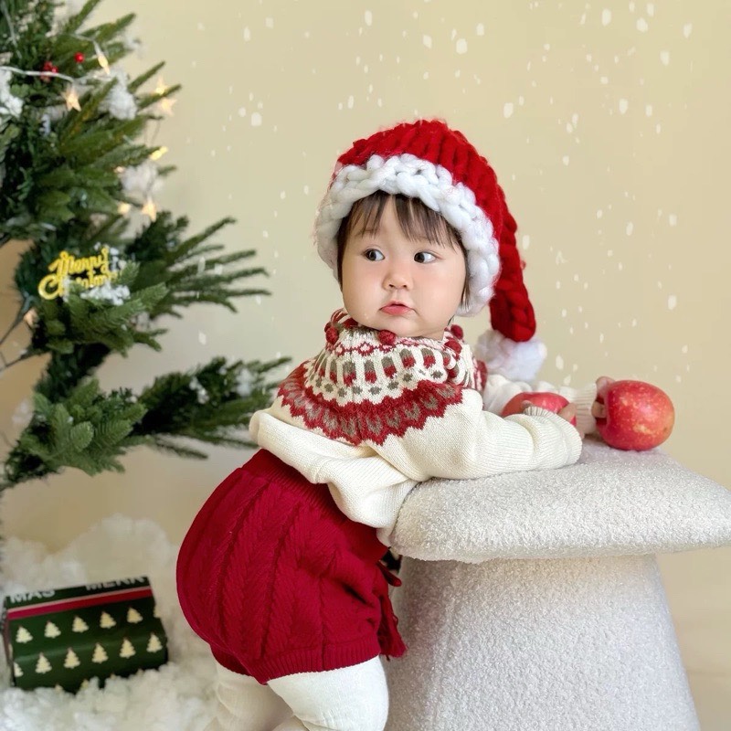 JS Set áo len trắng hoạ tiết đỏ+quần len(73,80)