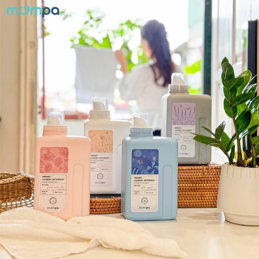 MOMPA - NƯỚC GIẶT XẢ CAN 1200ML