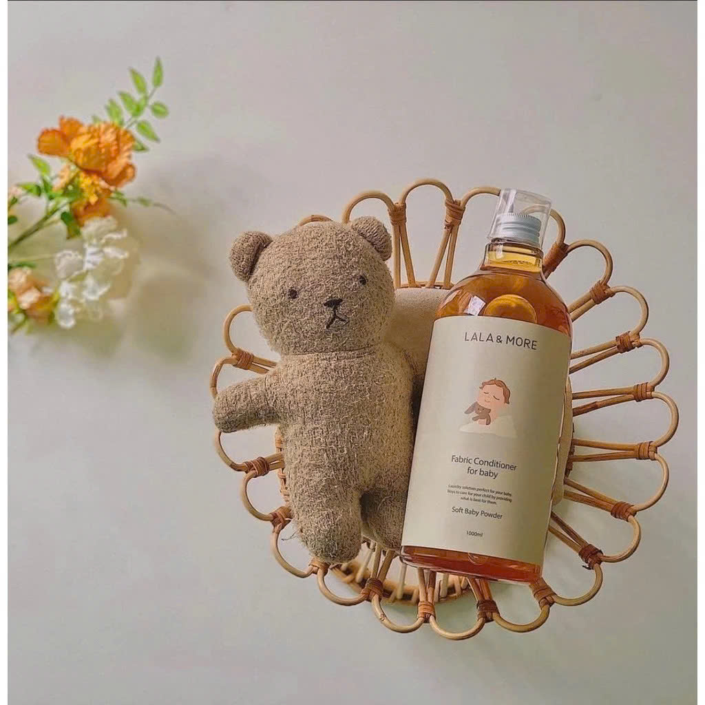 LALA & MORE - NƯỚC GIẶT XẢ THUẦN CHAY