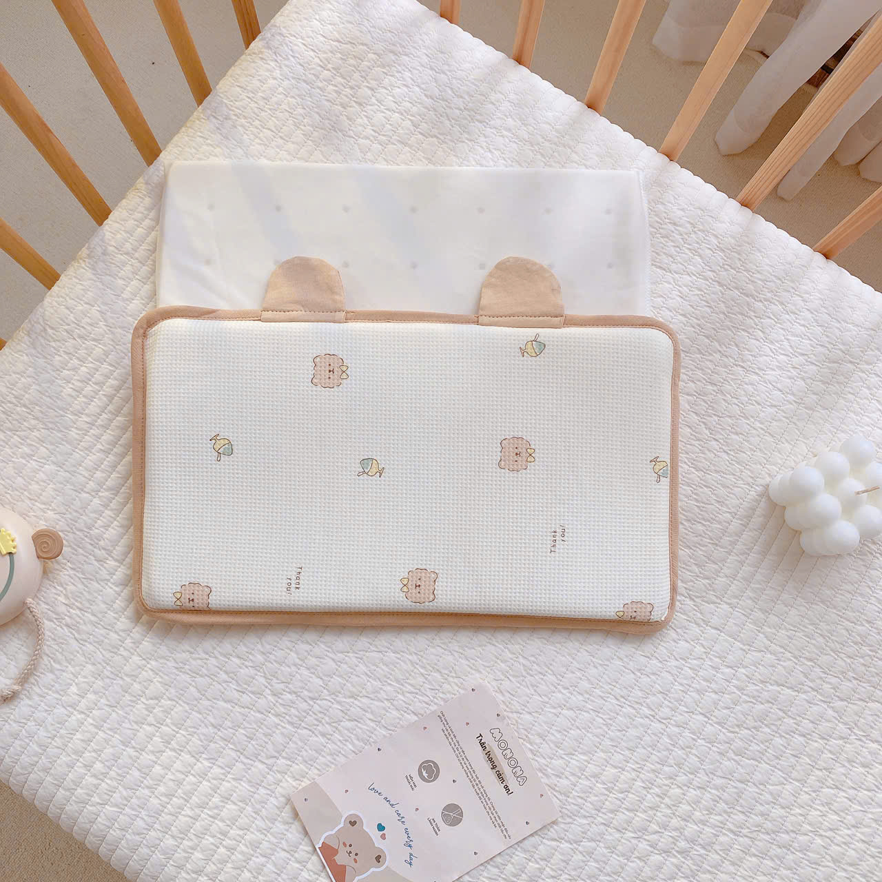 MONONA - GỐI CAO SU NON TAI GẤU