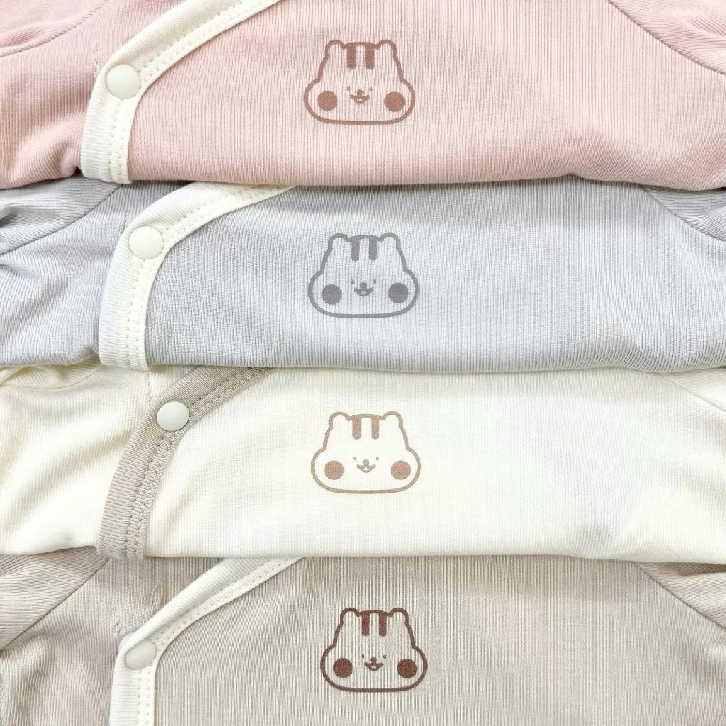 EMBES - Bộ newborn cài chéo kèm mũ phối viền be NB