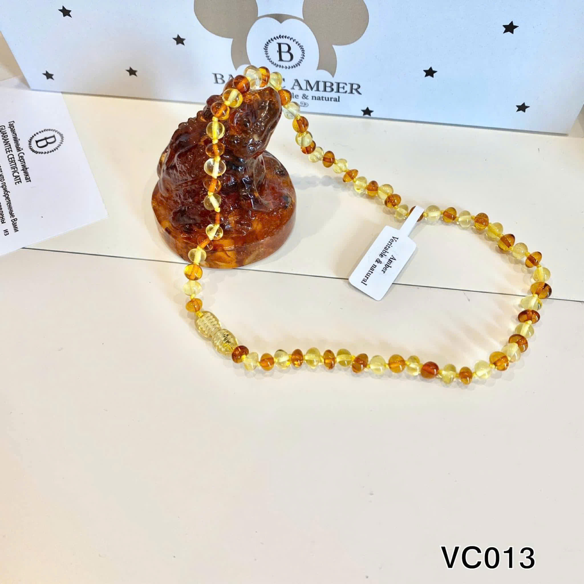 AMBER - VÒNG HỔ PHÁCH NGA CÓ HỘP