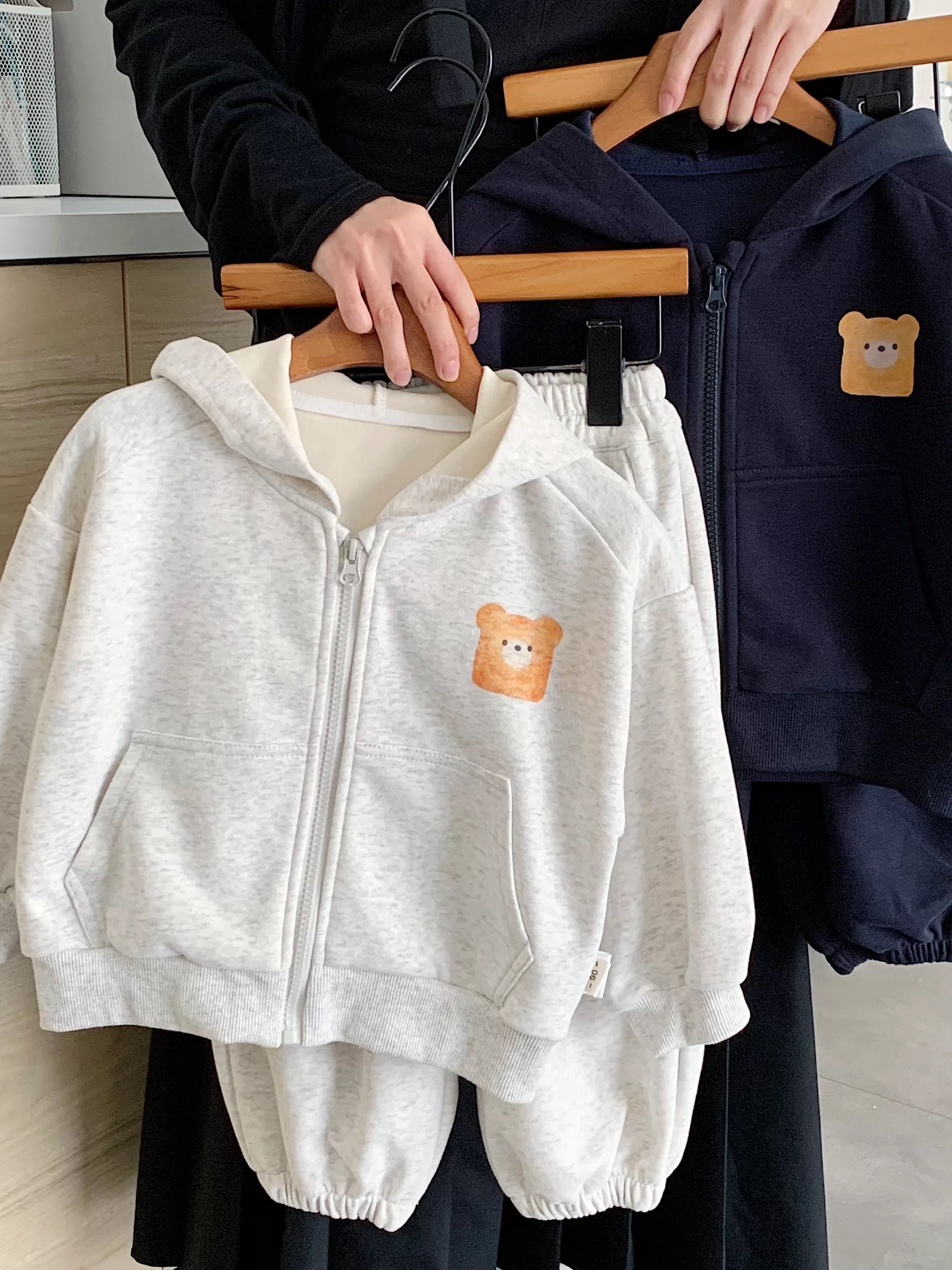 TL - Bộ nỉ khoá kéo in Gấu(90-140)