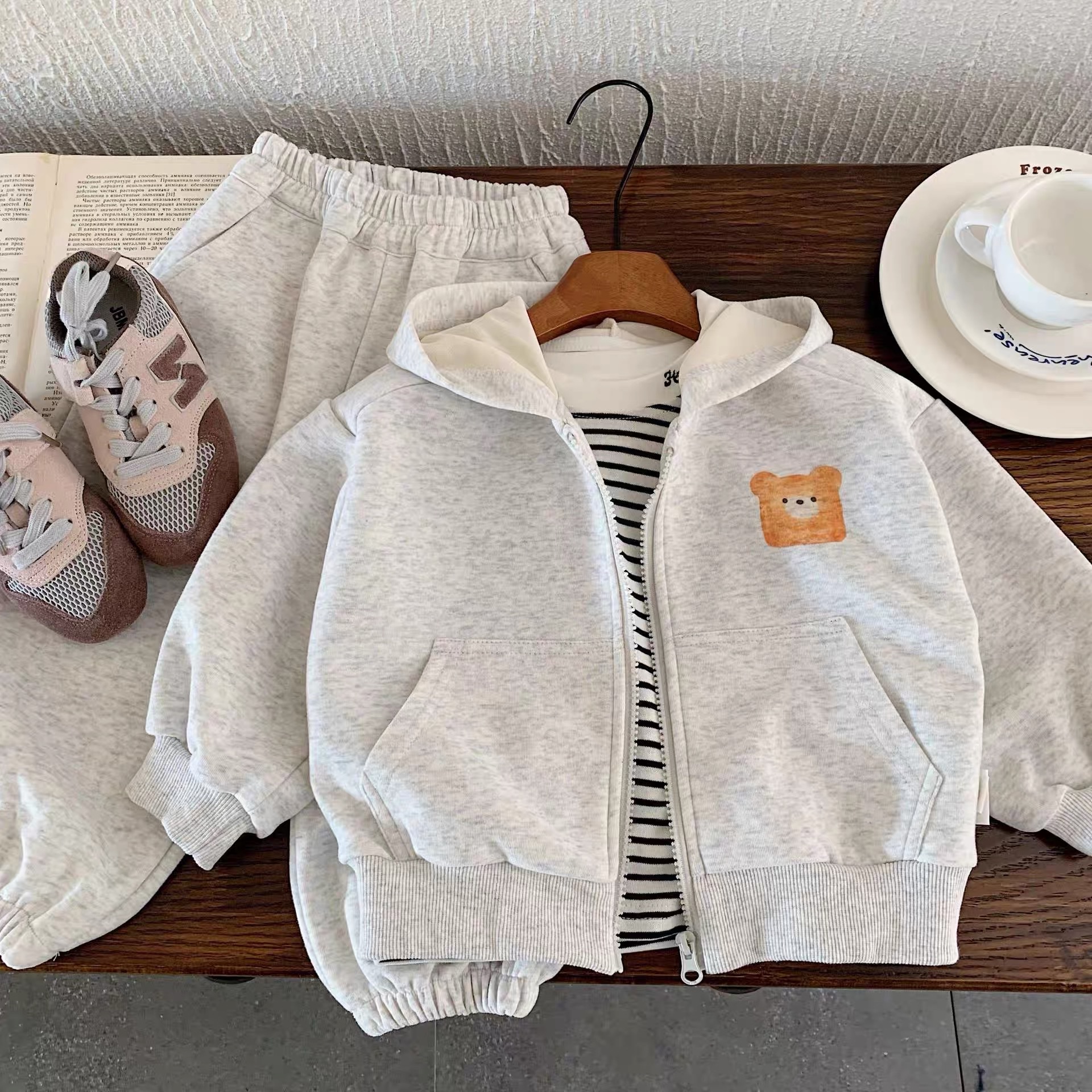 TL - Bộ nỉ khoá kéo in Gấu(90-140)