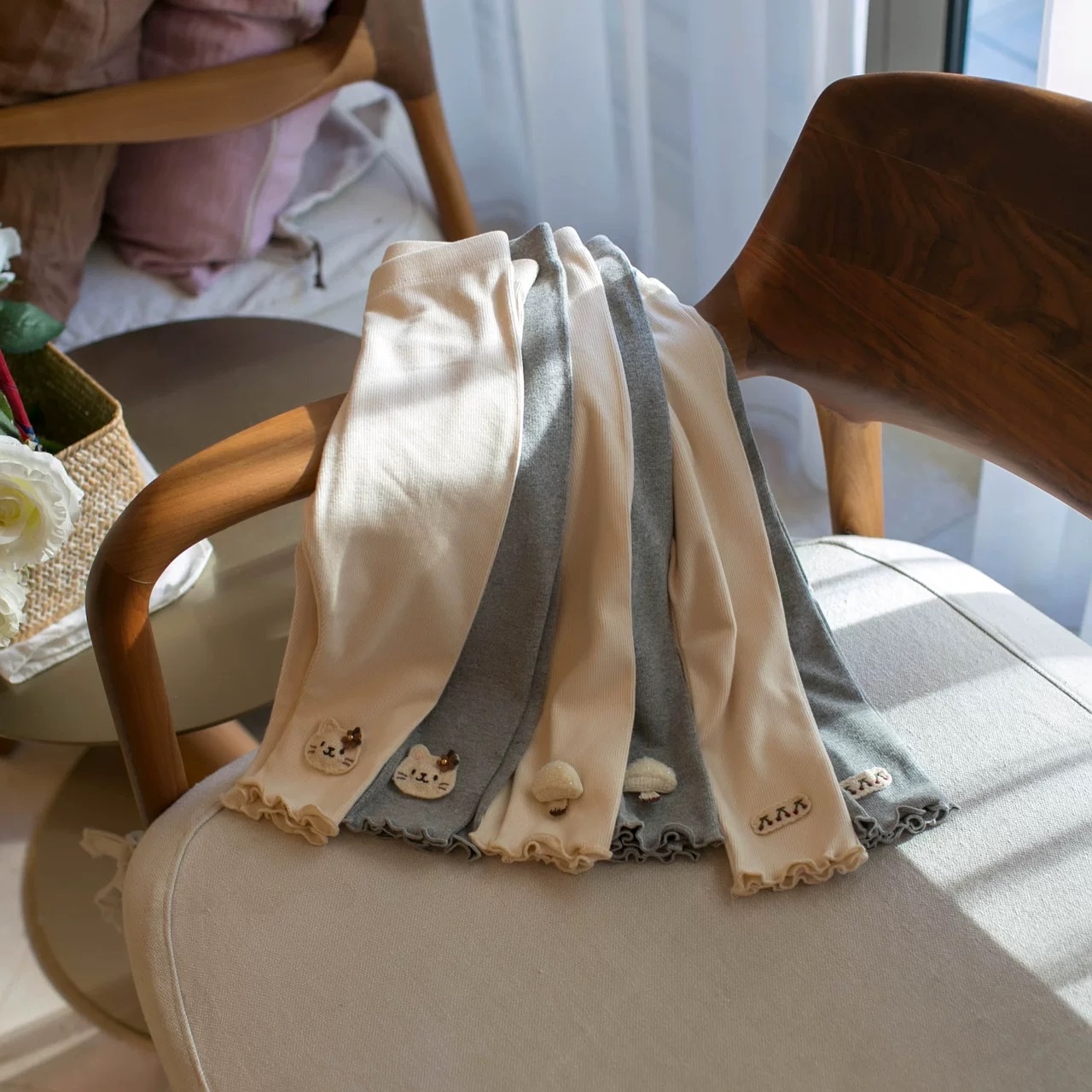 BK - Quần legging cotton in hình (1-5Y)