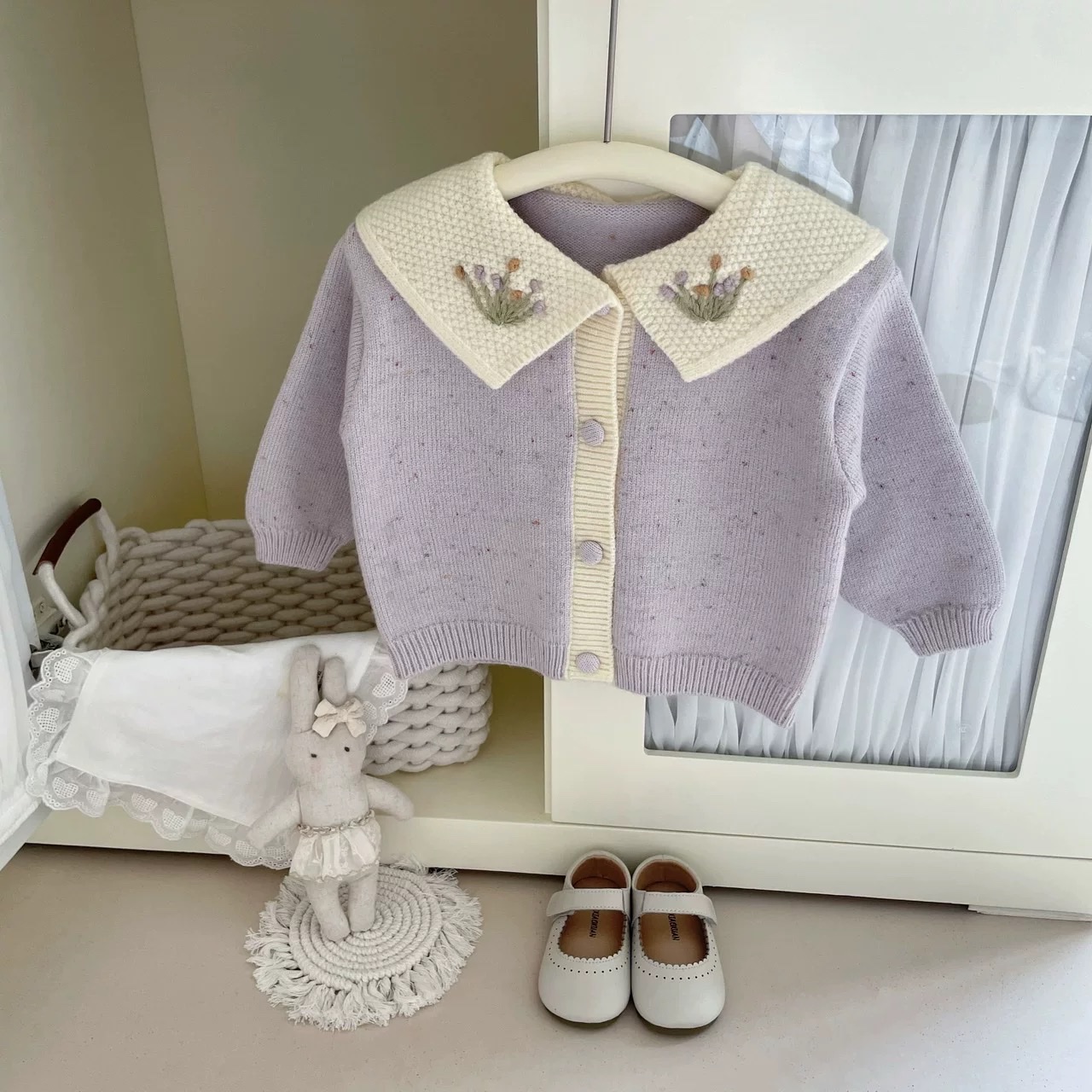 BK - Áo cardigan len cổ bẻ hoa(90-130)