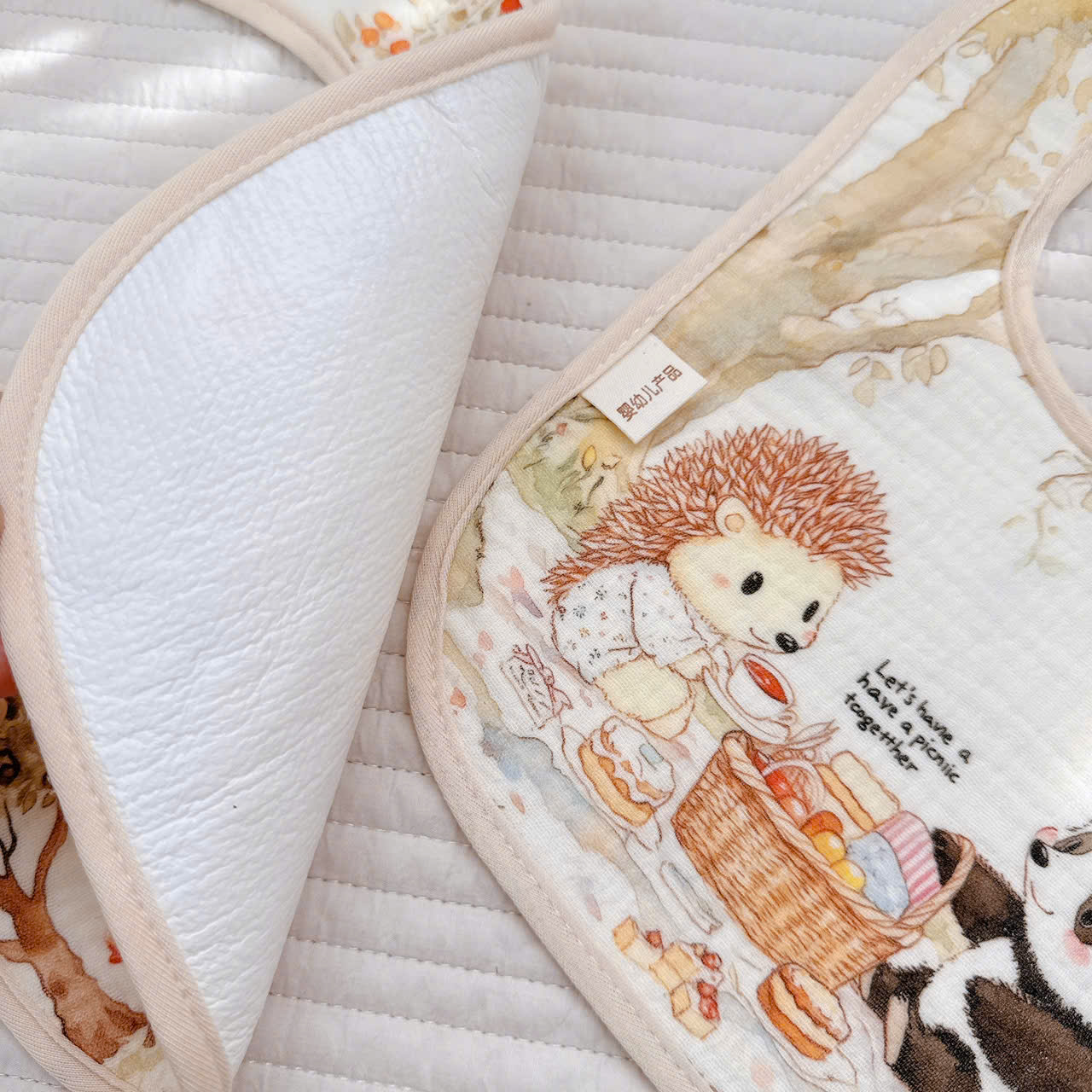 NEG - YẾM CỔ VUÔNG HỌA TIẾT CỔ TÍCH