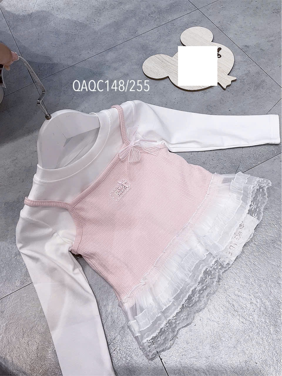 KB - Áo thun trắng dài tay phối 2 dây hồng bèo ren(90-130)