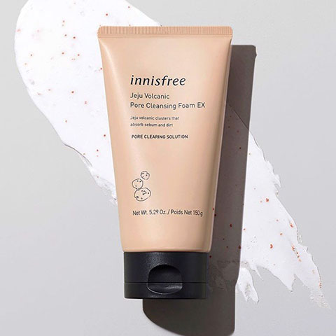 Sữa rửa mặt dịu nhẹ Innisfree Jeju Volcanic Pore Cleansing Foam
