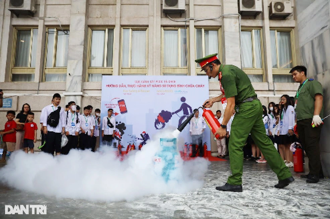 Cách sử dụng bình chữa cháy!(Bột, CO2, Bọt TH)