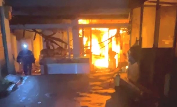 TP.HCM: Cả khu trọ nháo nhào tháo chạy vì cháy nhà trong đêm ở Củ Chi