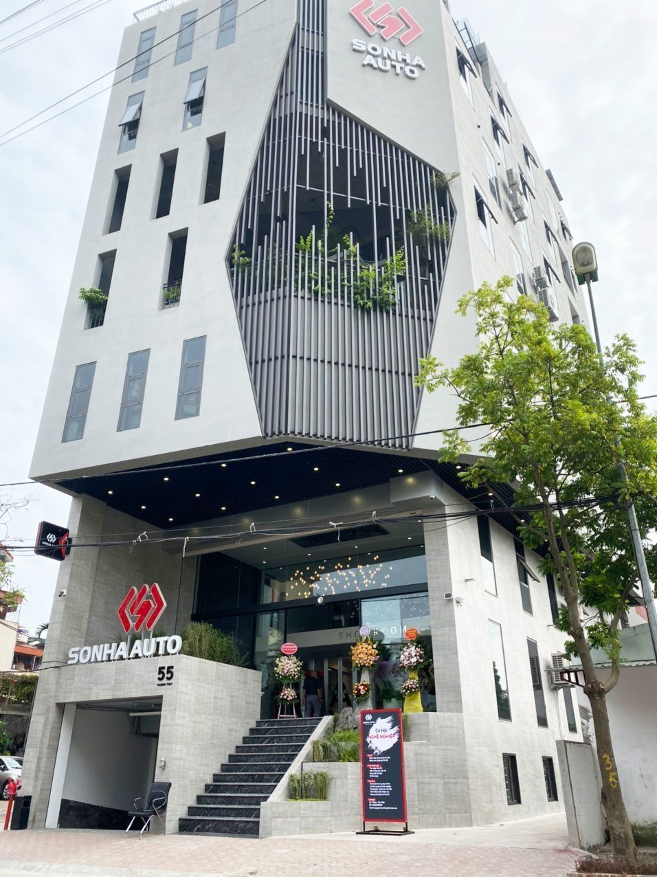 TÒA NHÀ VĂN PHÒNG SƠN HÀ AUTO