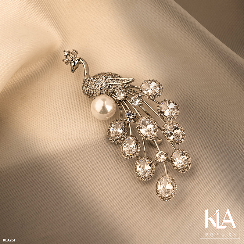 Trâm Cài Áo Cao Cấp KLA Luxury Gifts KLA264 Hình Con Công Đính Đá Moissanite Lấp Lánh