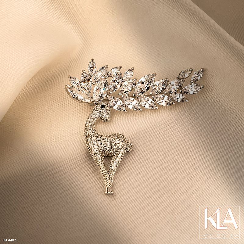 Trâm Cài Áo Cao Cấp KLA Luxury Gifts KLA407 Hình Con Hươu Đính Đá Moissanite Lấp Lánh