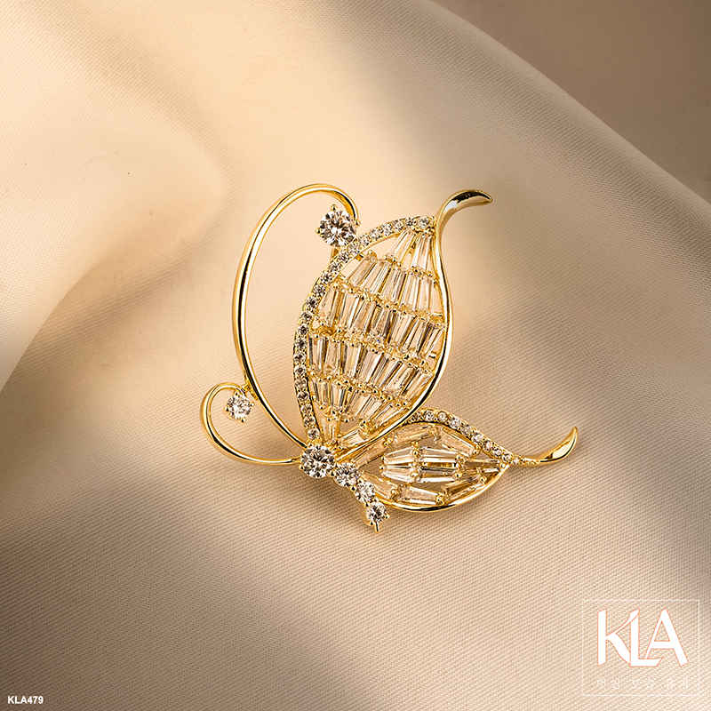 Trâm Cài Áo Cao Cấp KLA Luxury Gifts KLA391-02 Hình Bươm Bướm Màu Vàng Đính Đá Moissanite Lấp Lánh