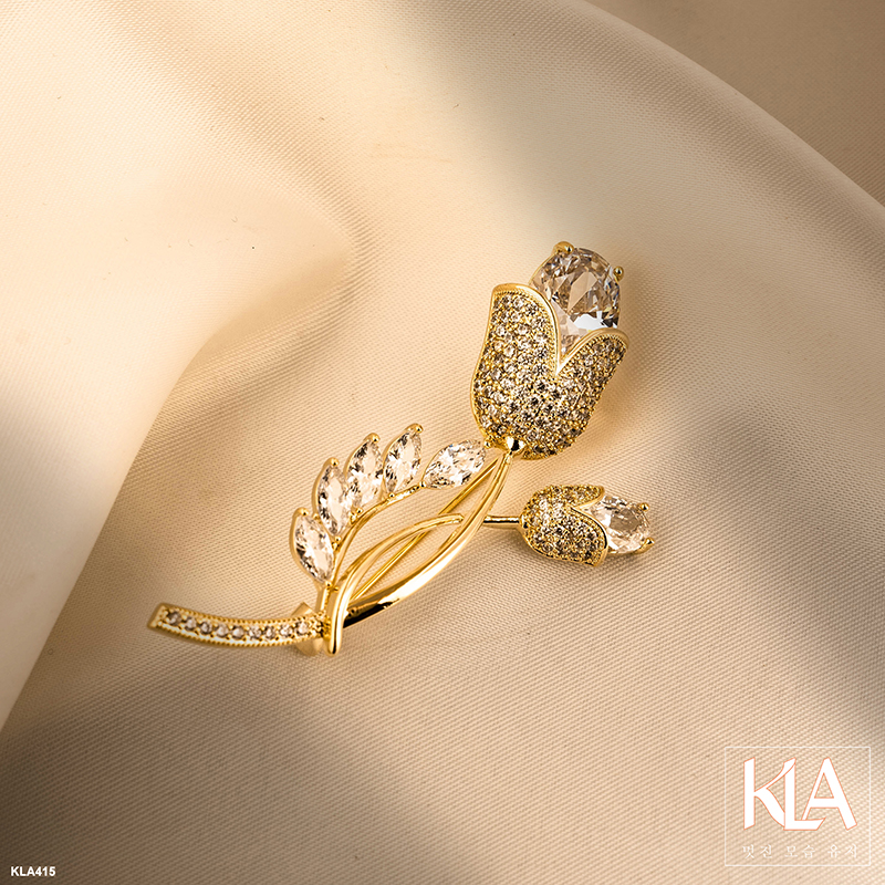 Trâm Cài Áo Cao Cấp KLA Luxury Gifts KLA482 Hình Bông Hoa Tuylip Màu Vàng Đính Đá Moissanite Lấp Lánh