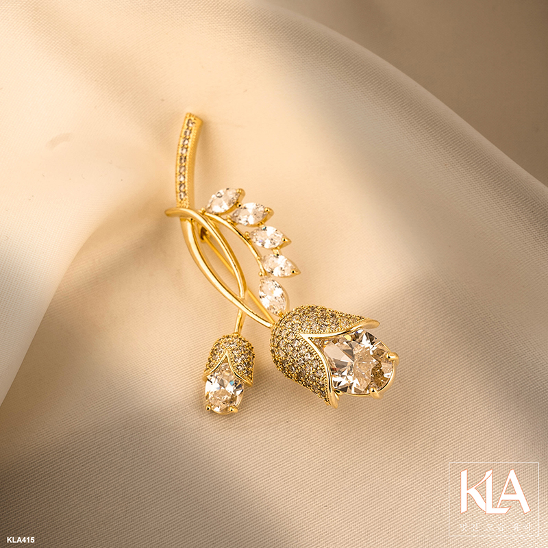 Trâm Cài Áo Cao Cấp KLA Luxury Gifts KLA482 Hình Bông Hoa Tuylip Màu Vàng Đính Đá Moissanite Lấp Lánh
