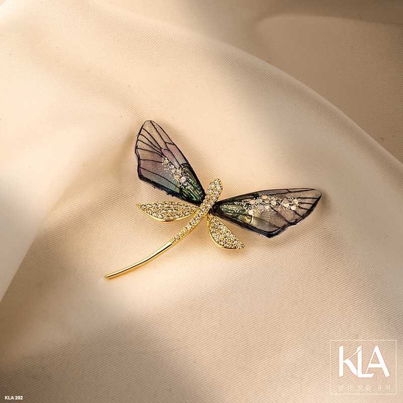 Trâm Cài Áo Cao Cấp KLA Luxury Gifts KLA202 Hình Chuồn Chuồn Vàng Đính Đá Moissanite Lấp Lánh