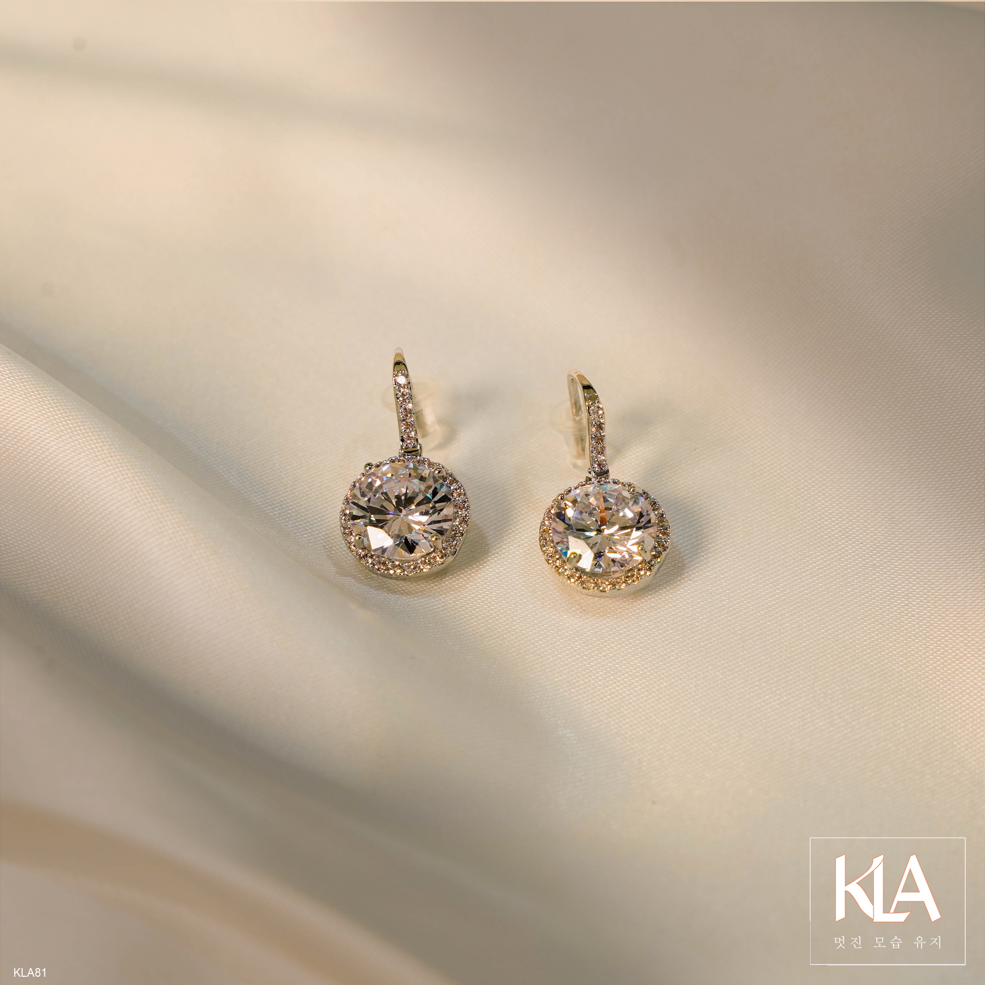 Bông Tai Nữ KLA Premium Limited Gifts KLA81 Đính Đá Moissanite Lấp Lánh