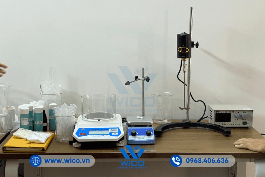 Bàn giao Máy khuấy JJ-1A cùng một số thiết bị cho phòng thí nghiệm