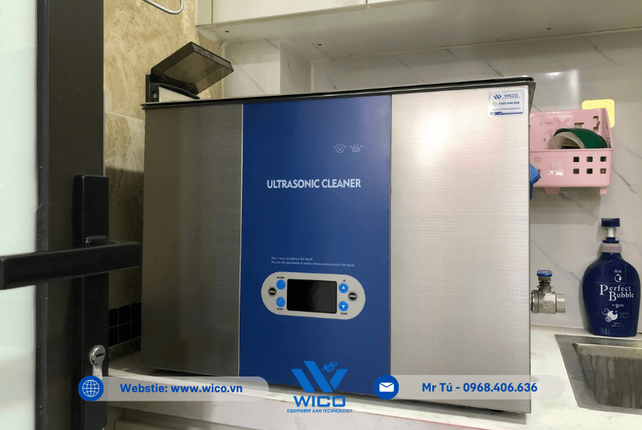 Kỹ thuật Wico đi giao Bể rửa cho phòng khám ở Đống Đa - Hà Nội