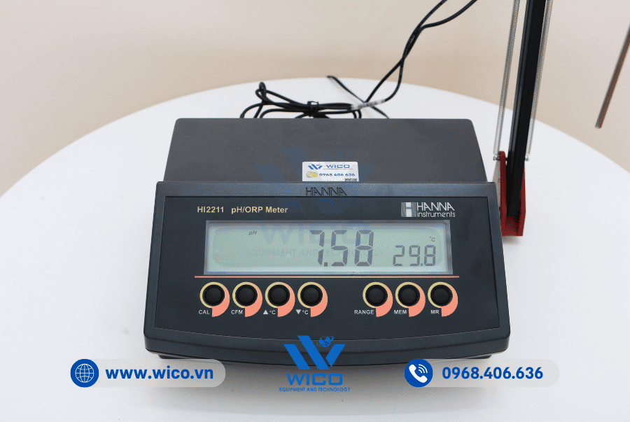 Máy Đo pH/ORP/Nhiệt Độ Để Bàn Với Độ Hanna - Mỹ HI2211-02