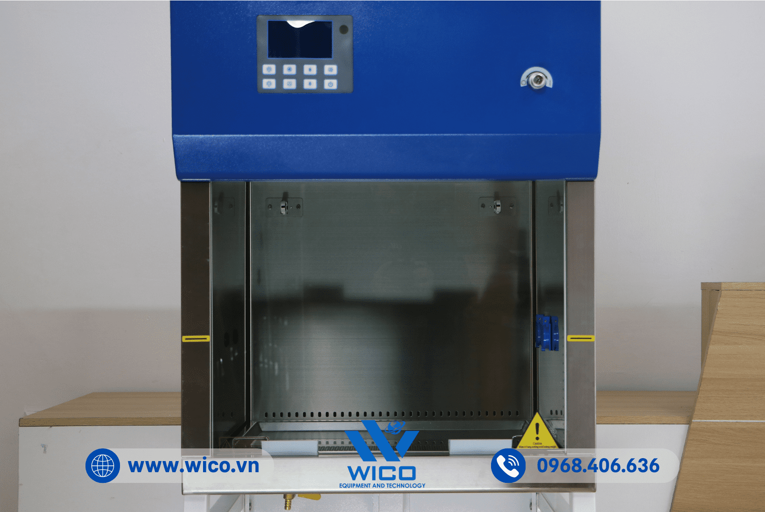 Buồng làm việc của Tủ An Toàn Sinh Học 11231BBC86