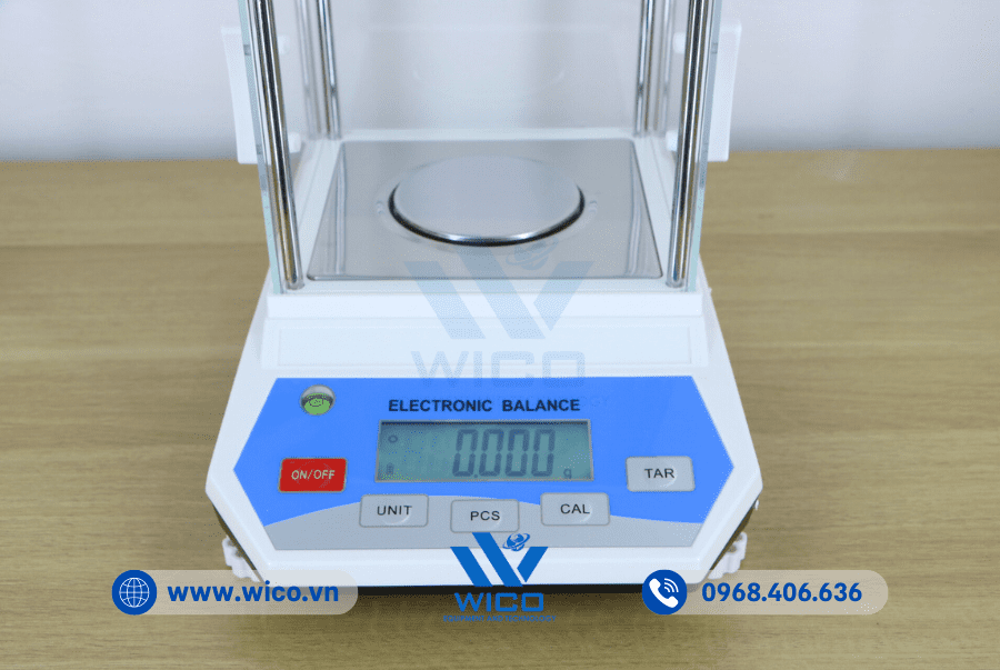 Màn hình hiển thị LCD rộng có đèn nèn và độ tương phản cao