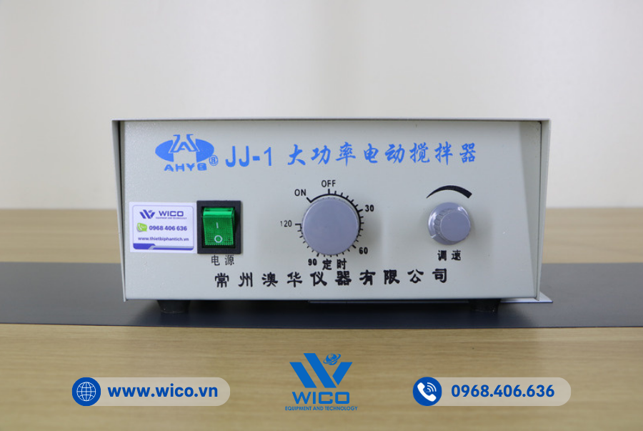 Bộ điều khiển rời với núm chỉnh tốc độ vô cấp cùng bộ cài đặt thời gian lên tới 120 phút hoặc chạy liên tục