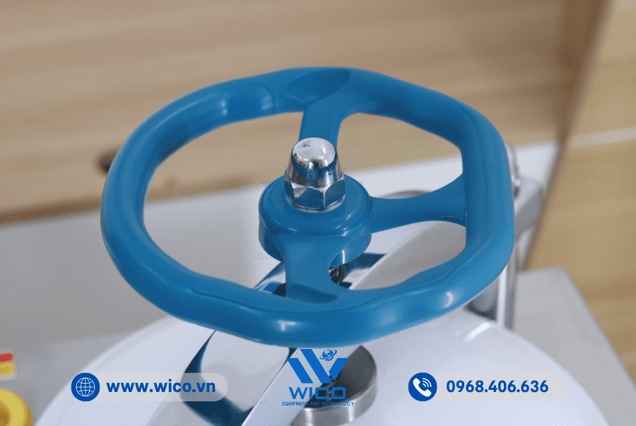 Tay nắm vặn Nồi hấp tiệt trùng LS-50HV