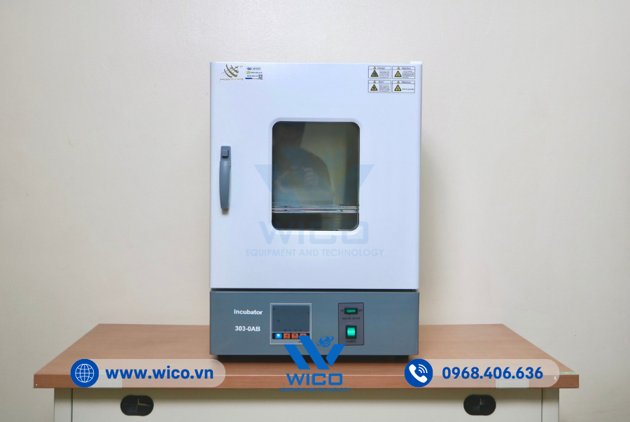 Tủ ấm vi sinh Xingchen - Trung Quốc 303-0AB