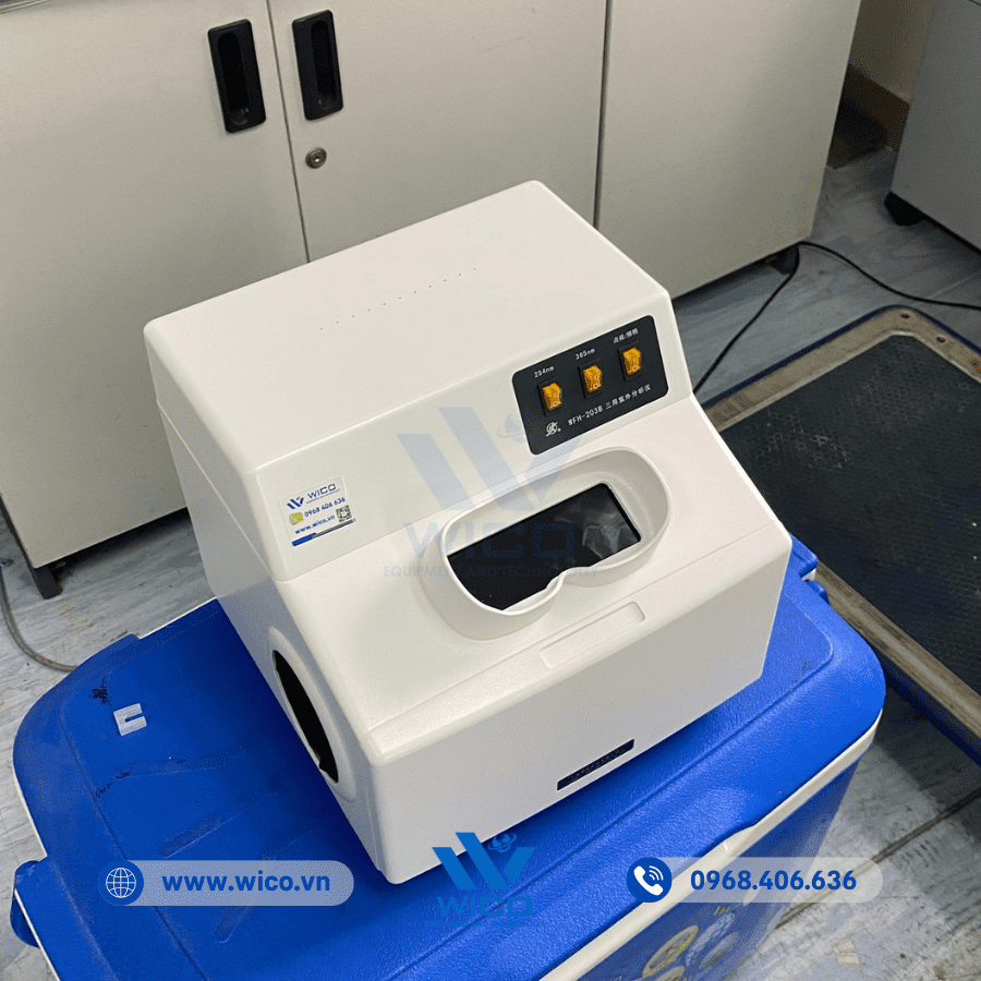Bàn giao Đèn soi UV sắc ký Trung Quốc WFH-203B cho 1 phòng thí nghiệm ở Hà Nội