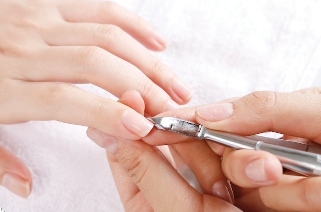 Các loại kềm cắt da ” nhặt da ” được thợ làm nail ưa chuộng nhất