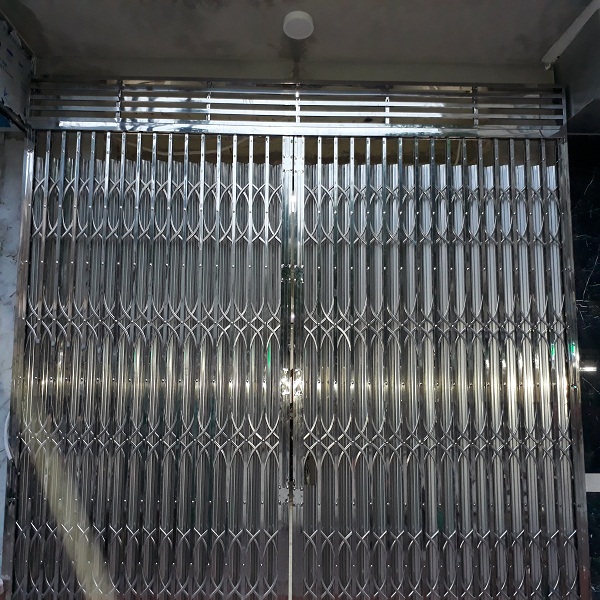 Cửa xếp inox
