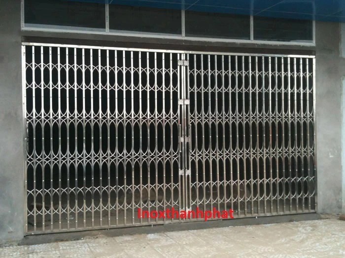 Cửa xếp inox