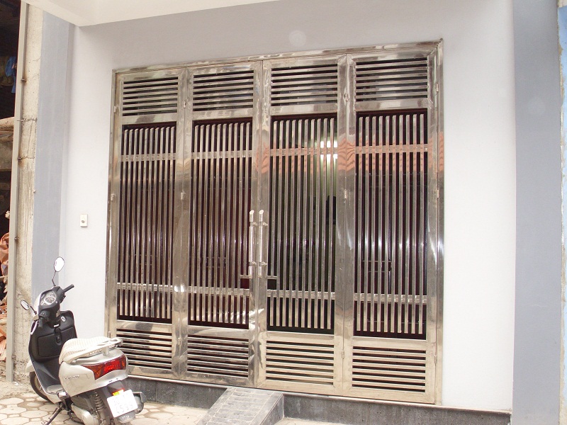 Cửa cổng inox 9